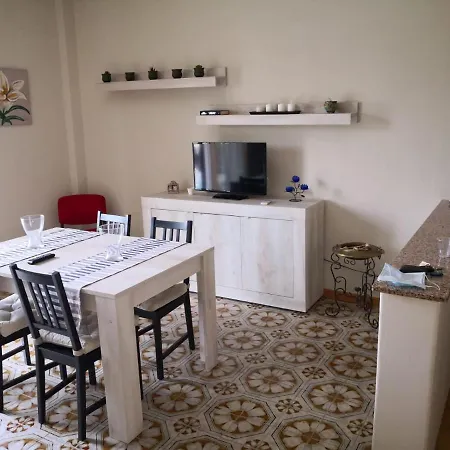 公寓 La Casa Di Alessandra 贾迪尼-纳克索斯