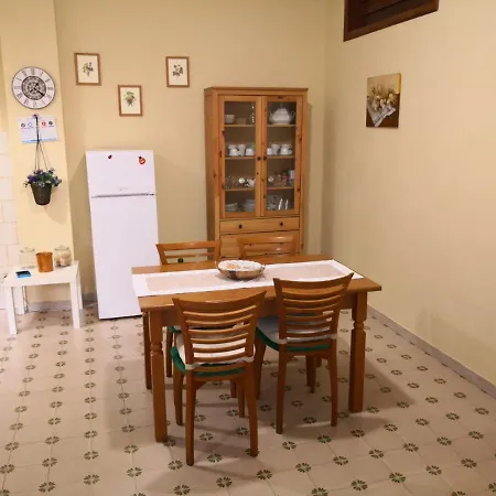La Casa Di Alessandra Apartment Giardini Naxos